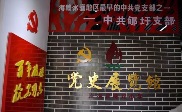 广西民警顶着严寒巡边 绘就边境线上的最美“警”色